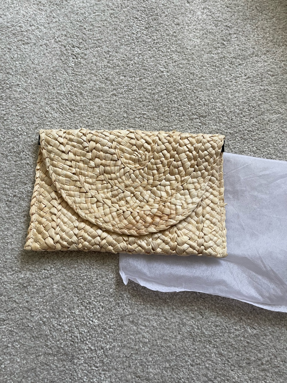Woven Straw Envelope Clutch - Natural